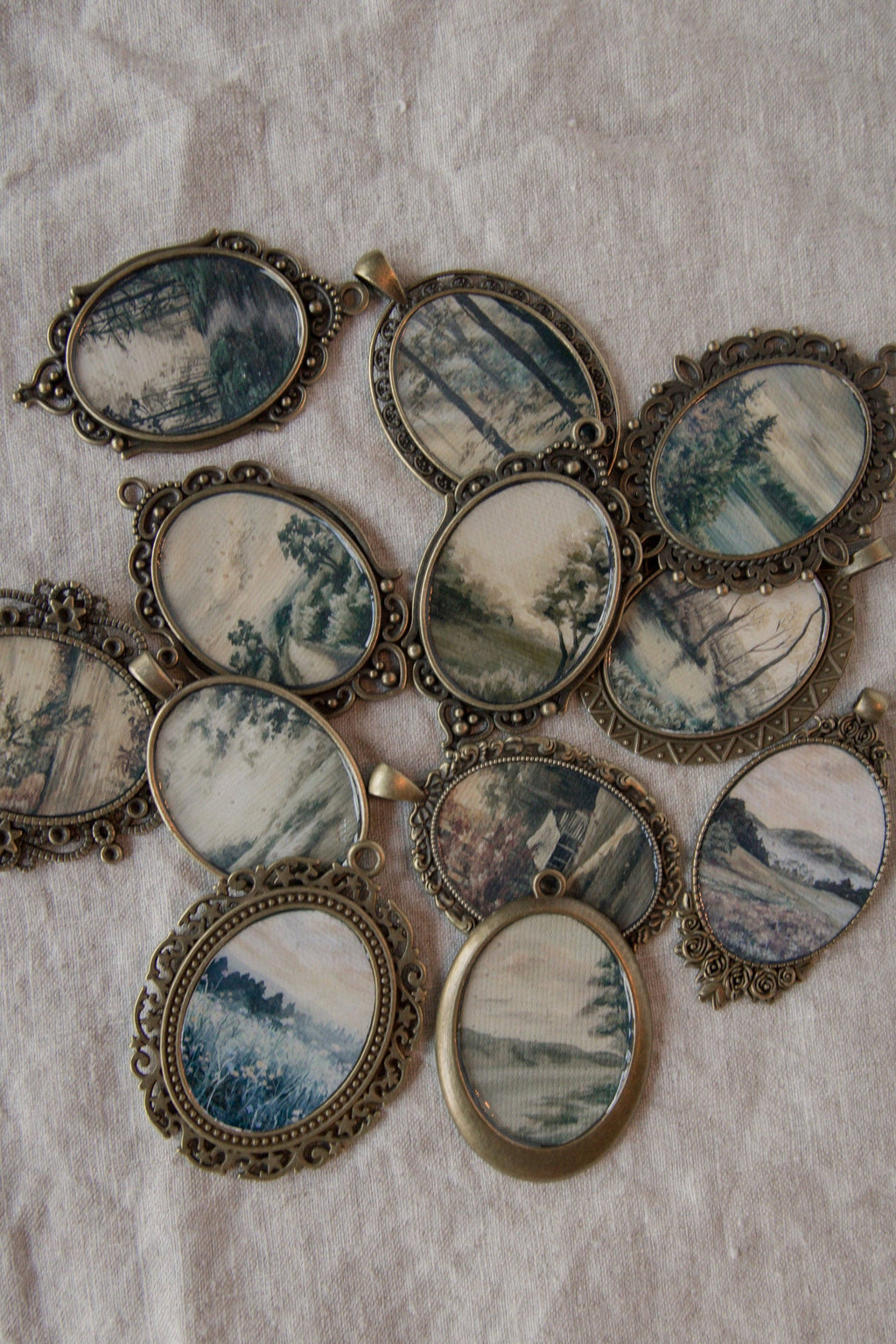 Landscape Antique Style Magnet Sets: Set of 5