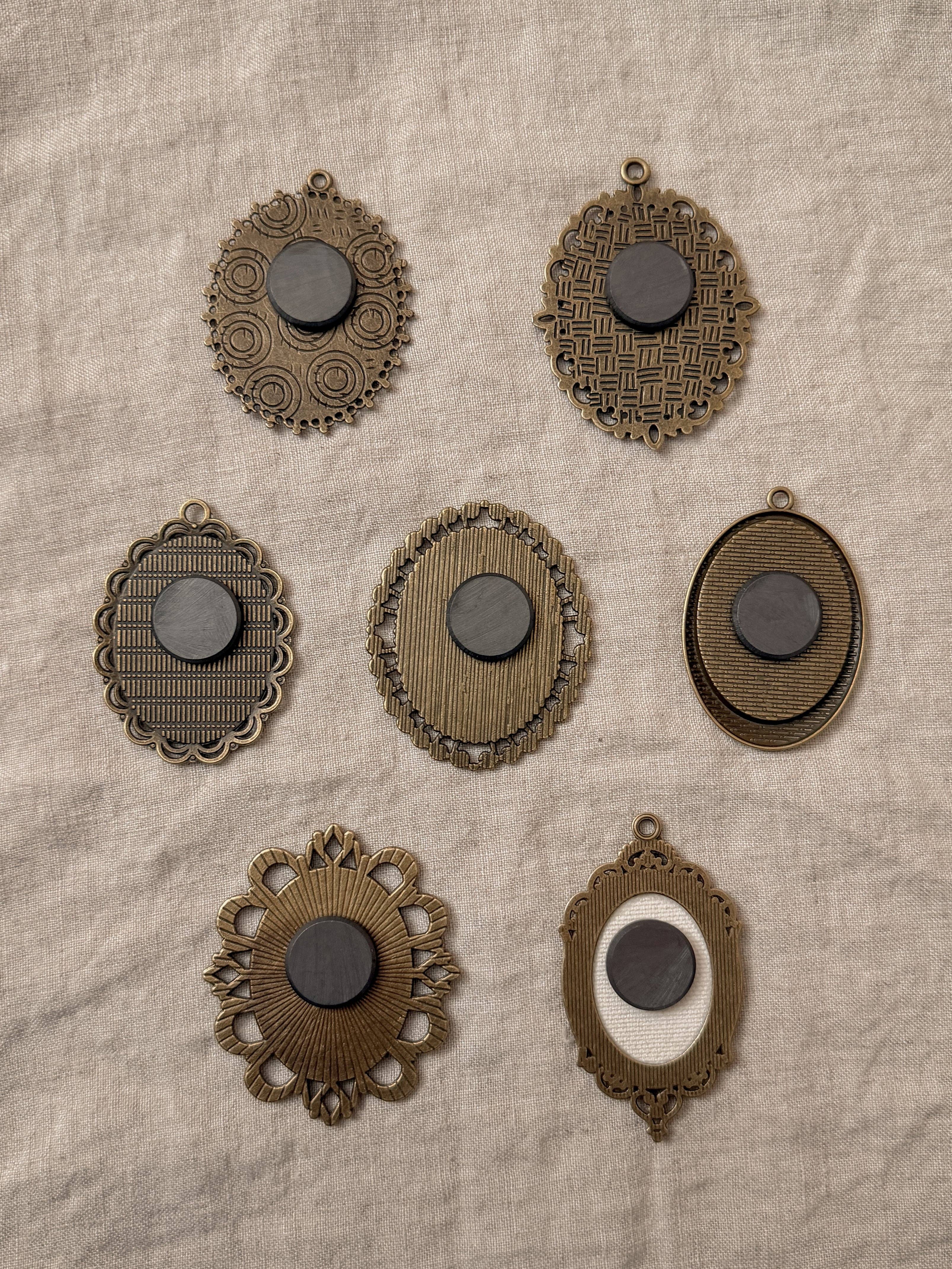 Landscape Antique Style Magnet Sets: Set of 5