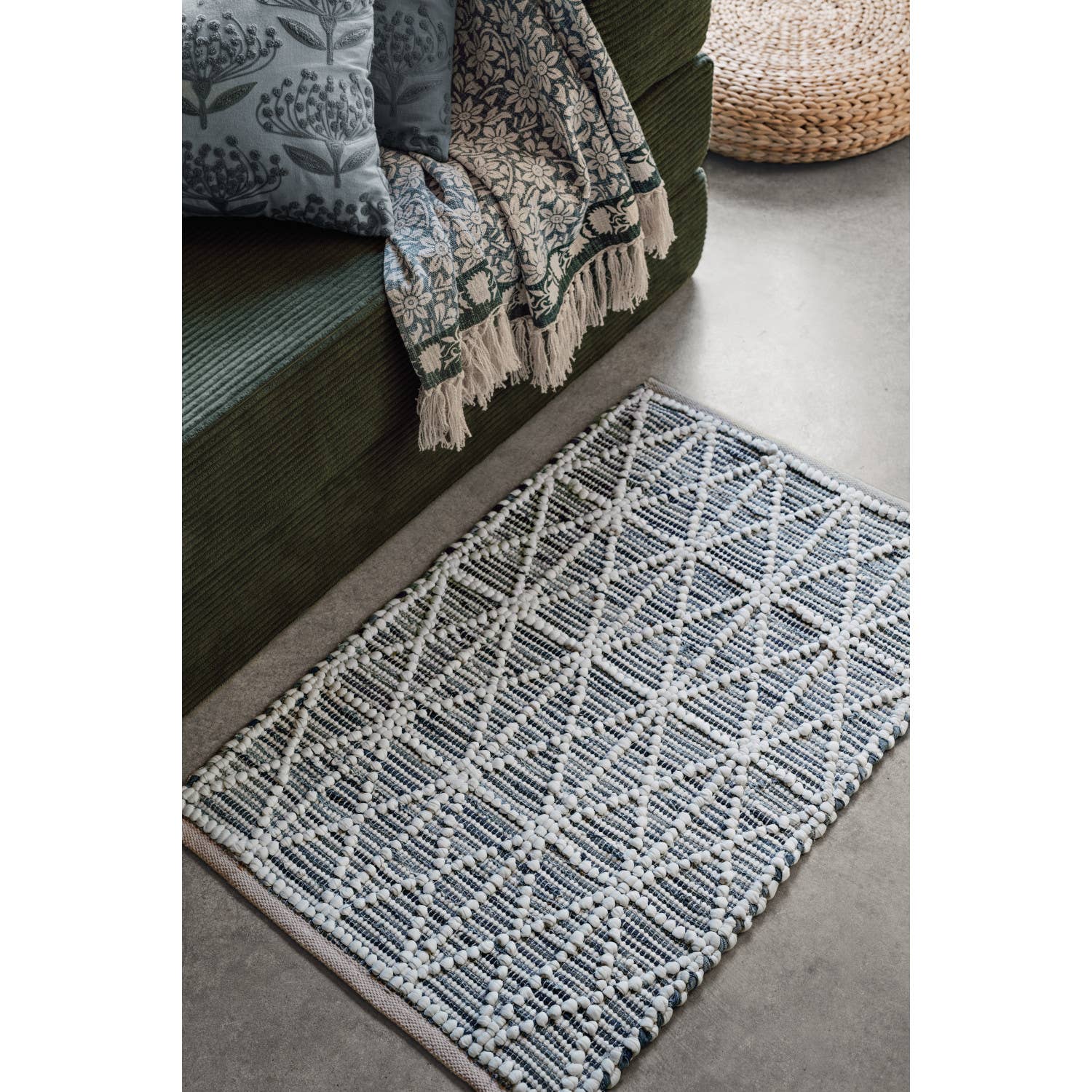 Iris Throw