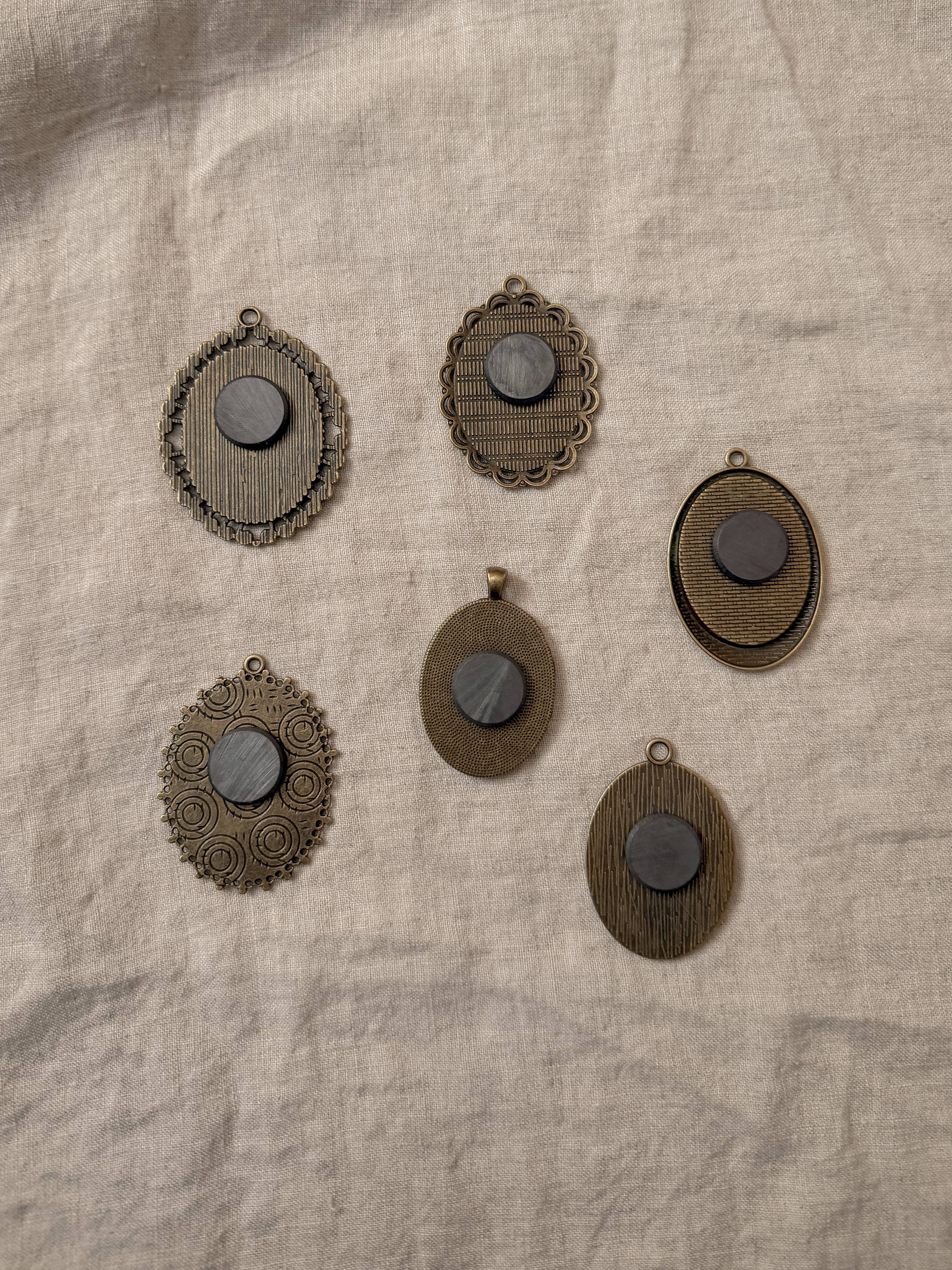 Landscape Antique Style Magnet Sets: Set of 5