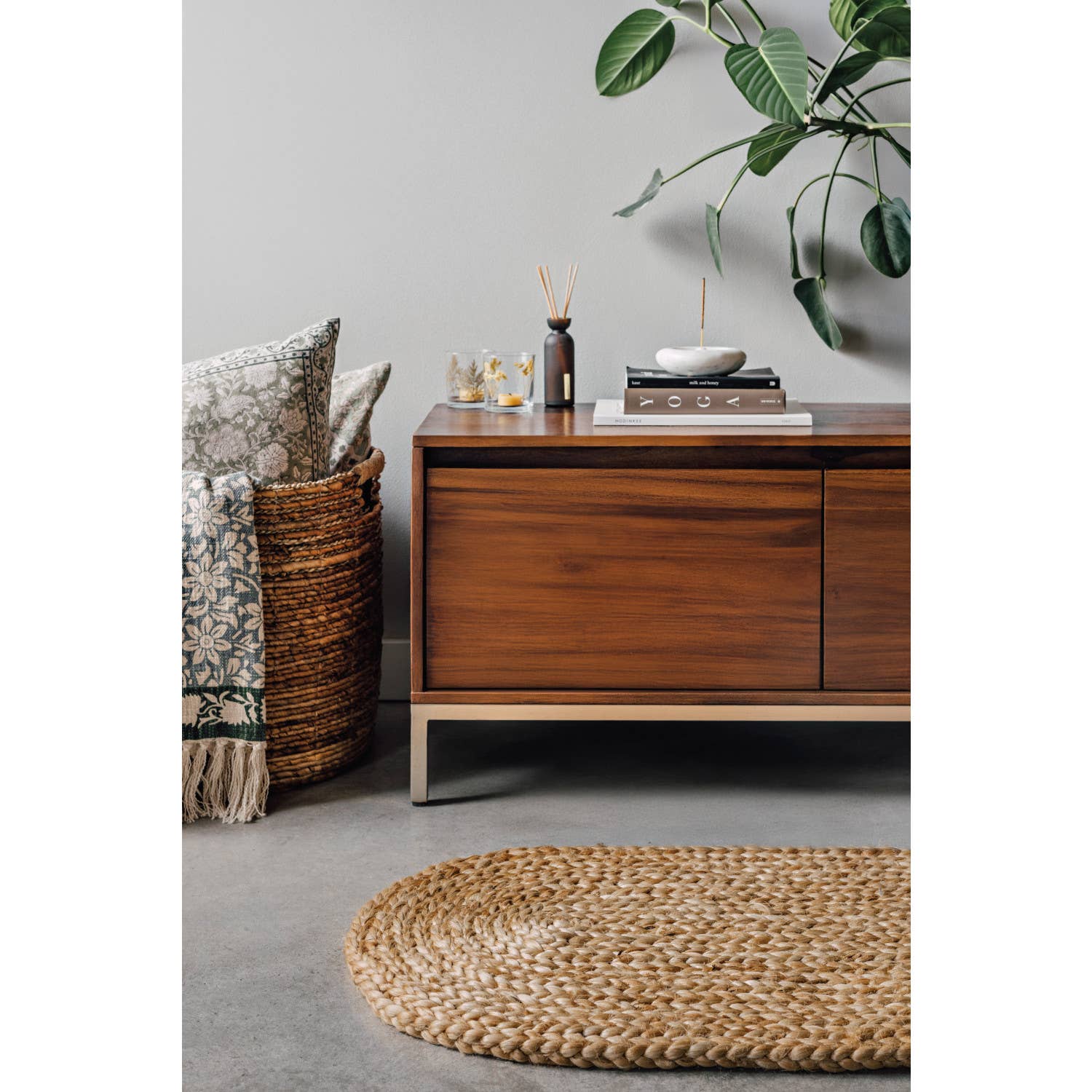 Iris Throw