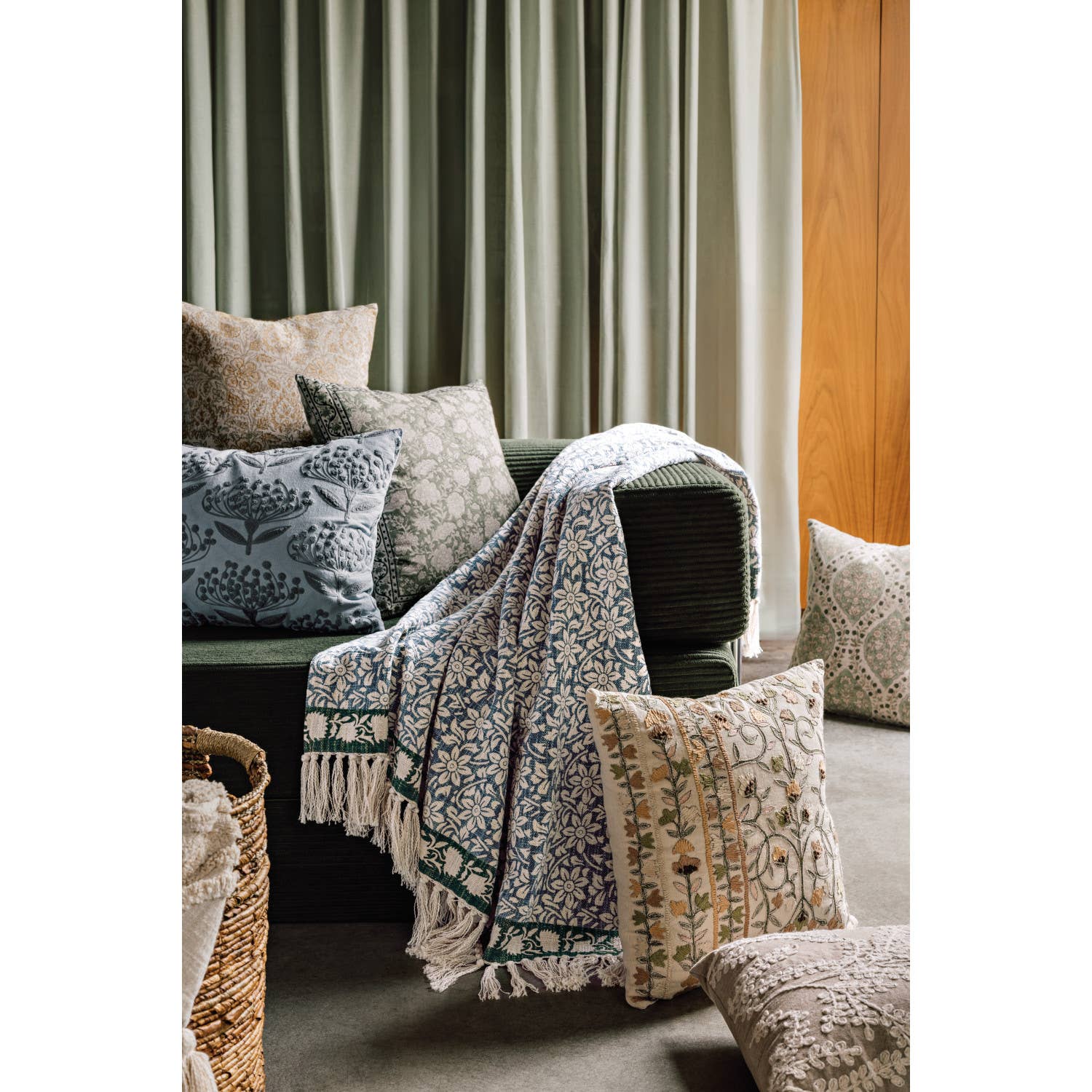 Iris Throw