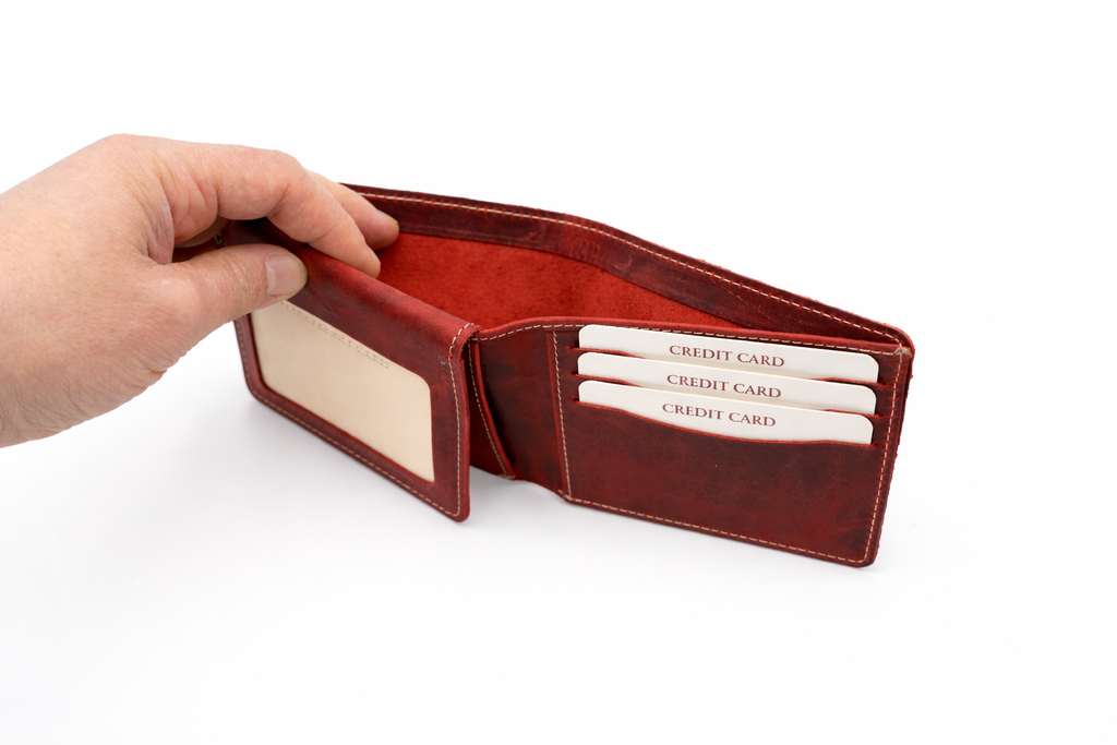 Men’s Full-Grain Crazy Leather Bifold Wallet with ID Window : Brown