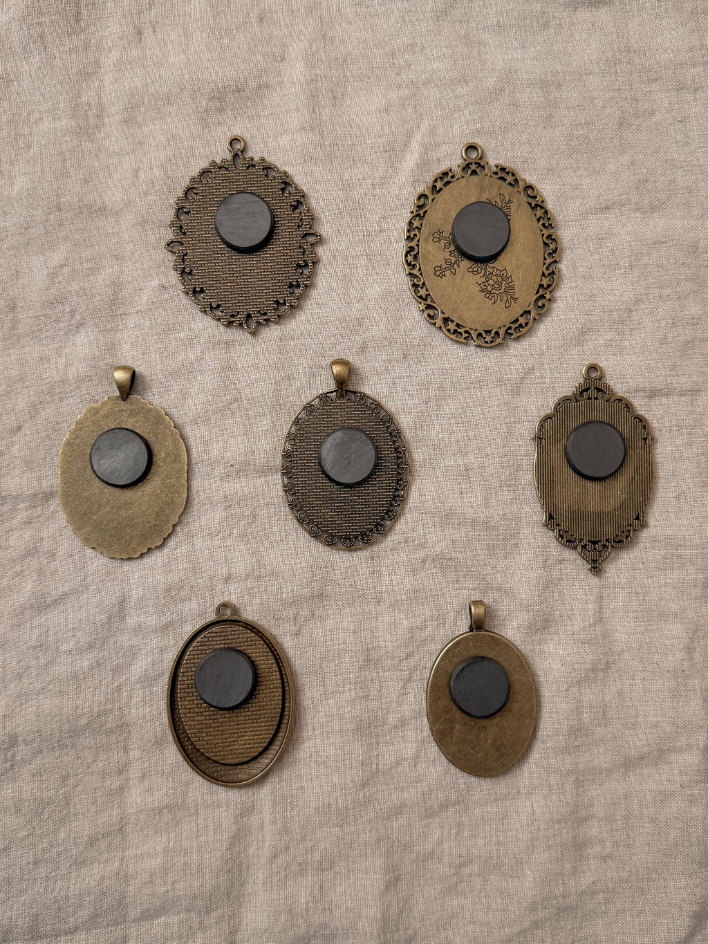 Landscape Antique Style Magnet Sets: Set of 5